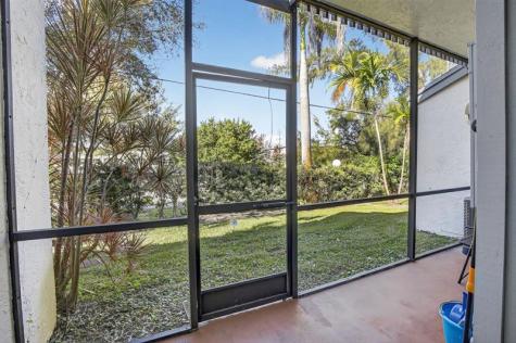 1642 N 15th Terrace Hollywood FL 33020