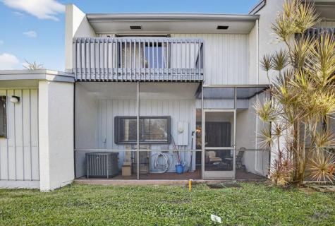 1642 N 15th Terrace Hollywood FL 33020