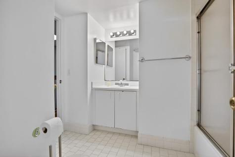 1642 N 15th Terrace Hollywood FL 33020