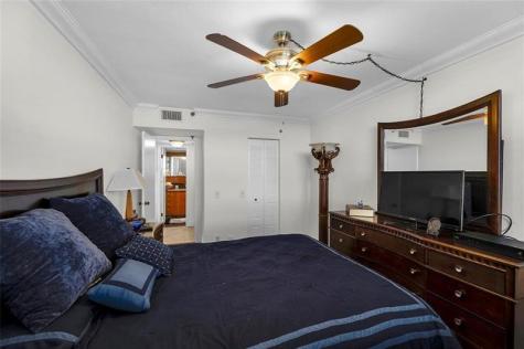 105 Lake Emerald Drive Oakland Park FL 33309