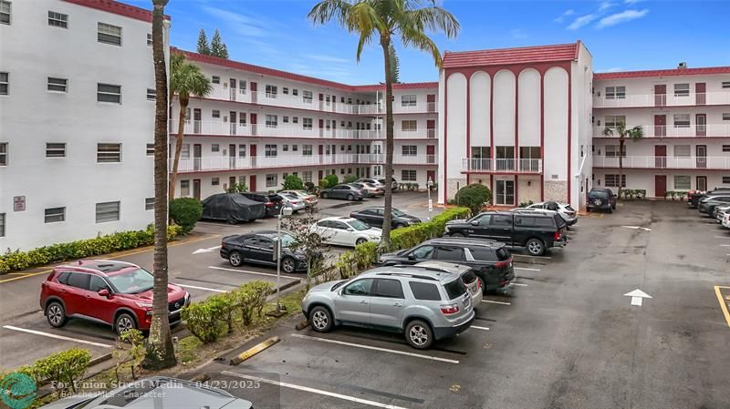 4270 NW 40th Street Lauderdale Lakes FL 33319