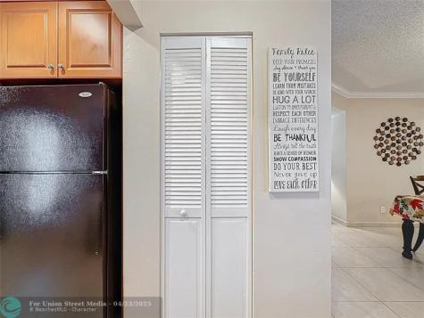 4270 NW 40th Street Lauderdale Lakes FL 33319