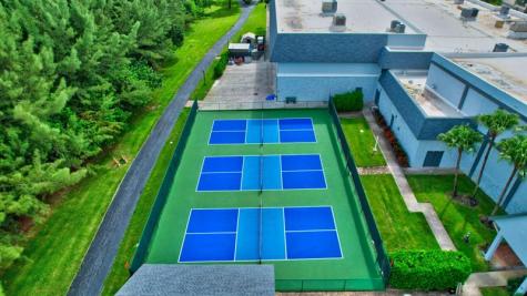 7076 Huntington Lane Delray Beach FL 33446