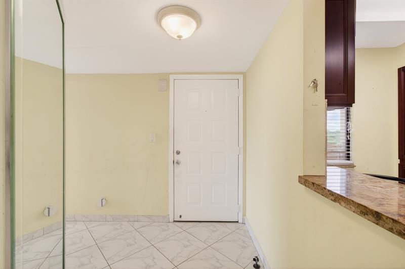 7076 Huntington Lane Delray Beach FL 33446