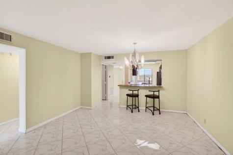 7076 Huntington Lane Delray Beach FL 33446