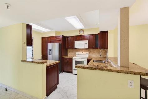 7076 Huntington Lane Delray Beach FL 33446