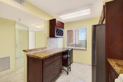 7076 Huntington Lane Delray Beach FL 33446