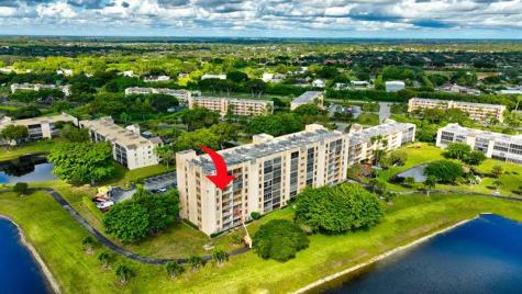 7076 Huntington Lane Delray Beach FL 33446
