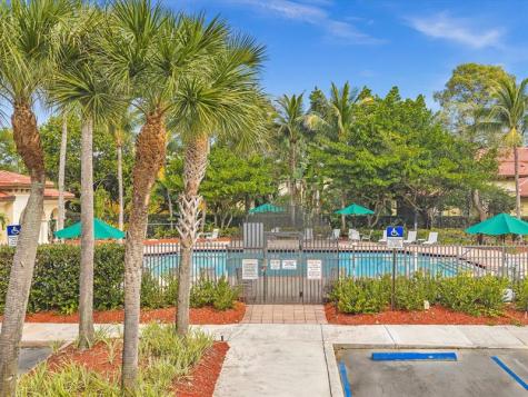 5779 NW 120th Avenue Coral Springs FL 33076