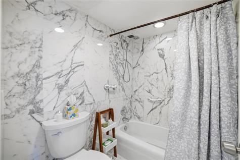 6 Royal Palm Way Boca Raton FL 33432