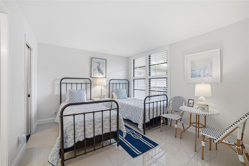 6 Royal Palm Way Boca Raton FL 33432