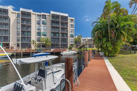6 Royal Palm Way Boca Raton FL 33432