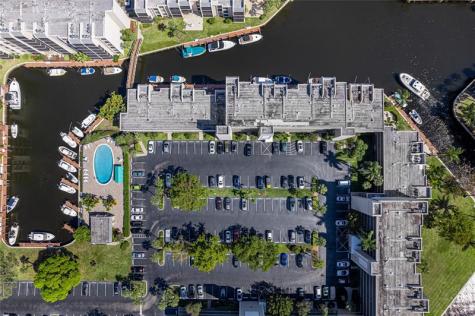 6 Royal Palm Way Boca Raton FL 33432