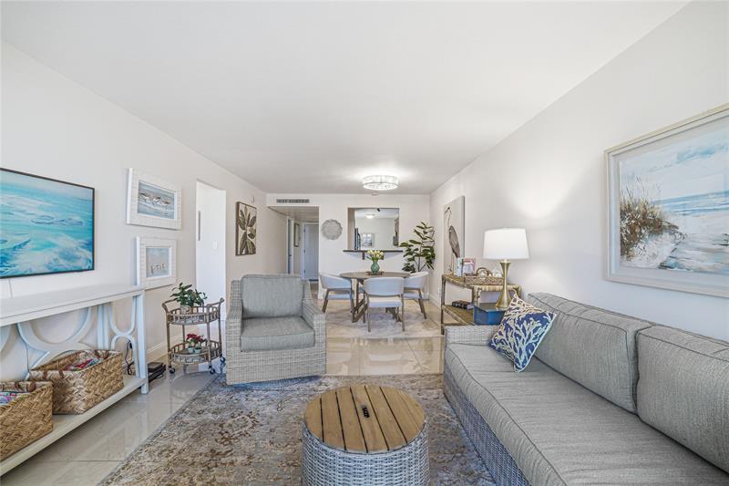 6 Royal Palm Way Boca Raton FL 33432