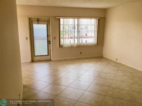 336 Brighton H Boca Raton FL 33434