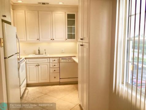 336 Brighton H Boca Raton FL 33434