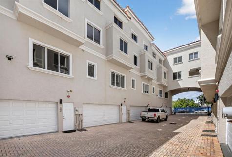 508 N Birch Road Fort Lauderdale FL 33304