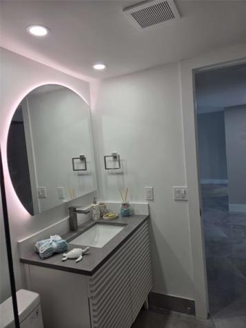 1502 Cayman Way Coconut Creek FL 33066