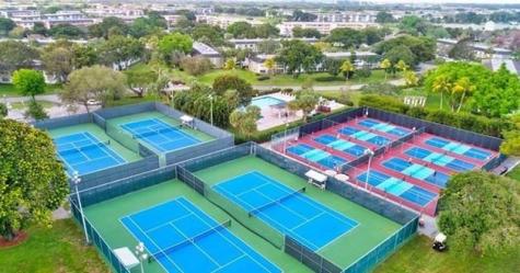 1502 Cayman Way Coconut Creek FL 33066