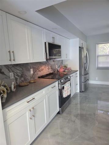 1502 Cayman Way Coconut Creek FL 33066