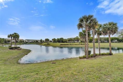 5068 Greenway Drive Hollywood FL 33021