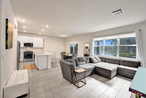 5068 Greenway Drive Hollywood FL 33021