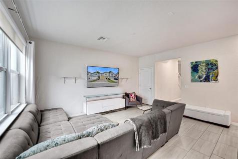 5068 Greenway Drive Hollywood FL 33021