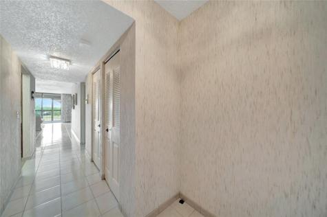 3521 Environ Boulevard Lauderhill FL 33319