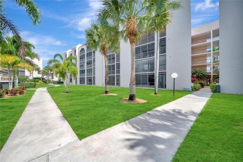 3521 Environ Boulevard Lauderhill FL 33319