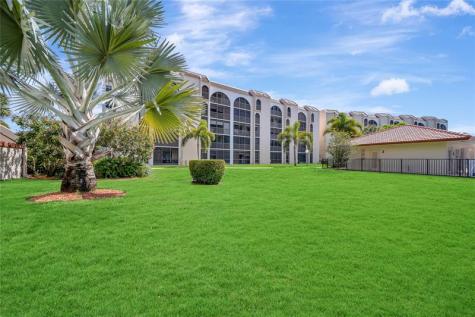 3521 Environ Boulevard Lauderhill FL 33319