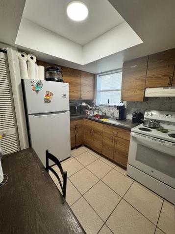 101 NE 41st Street Oakland Park FL 33334