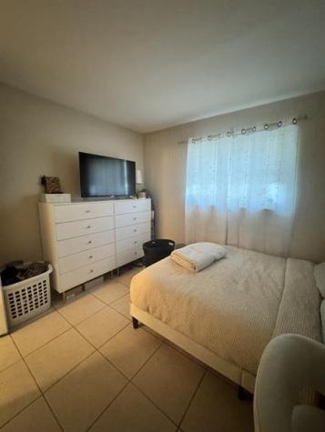 101 NE 41st Street Oakland Park FL 33334