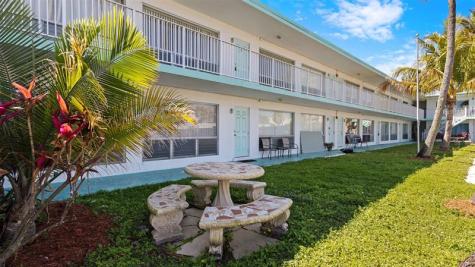 3212 NE 7th Place Pompano Beach FL 33062