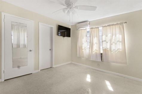 3212 NE 7th Place Pompano Beach FL 33062