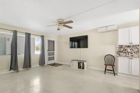 3212 NE 7th Place Pompano Beach FL 33062