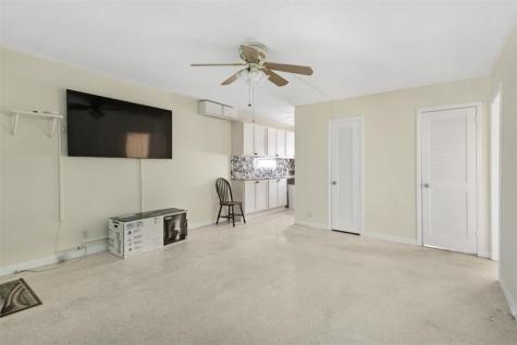 3212 NE 7th Place Pompano Beach FL 33062