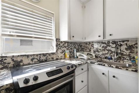 3212 NE 7th Place Pompano Beach FL 33062