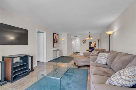 4500 N Federal Highway Lighthouse Point FL 33064