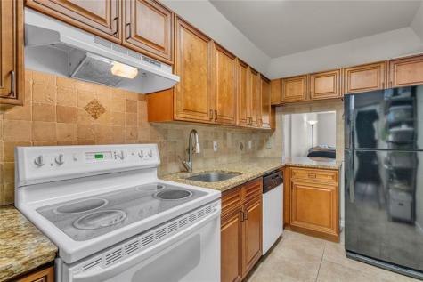 4500 N Federal Highway Lighthouse Point FL 33064