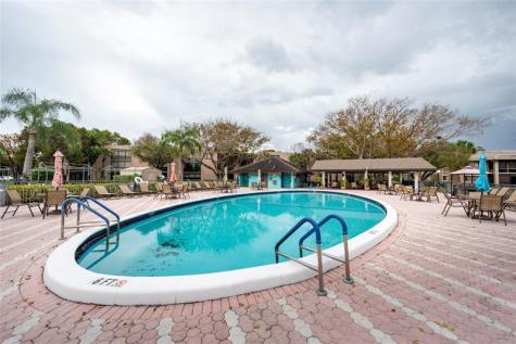 7827 Ashmont Circle Tamarac FL 33321