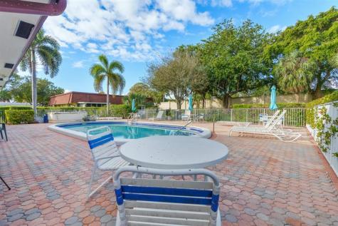 2015 NE 32nd Court Pompano Beach FL 33064