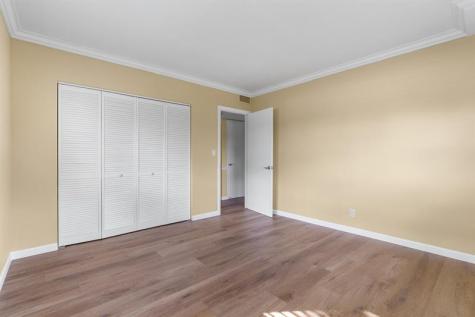 2015 NE 32nd Court Pompano Beach FL 33064
