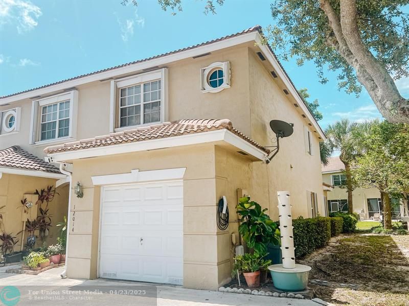 12014 SW 2nd Street Pembroke Pines FL 33025