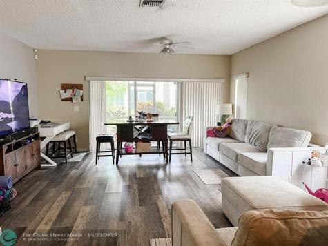 12014 SW 2nd Street Pembroke Pines FL 33025