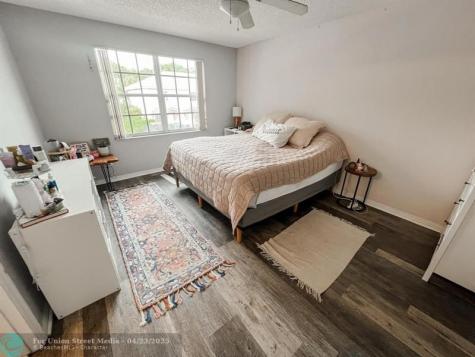 12014 SW 2nd Street Pembroke Pines FL 33025