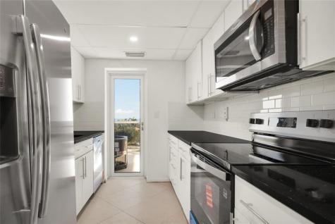 2715 N Ocean Boulevard Fort Lauderdale FL 33308