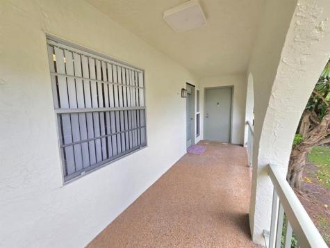 1103 Bahama Bend Coconut Creek FL 33066
