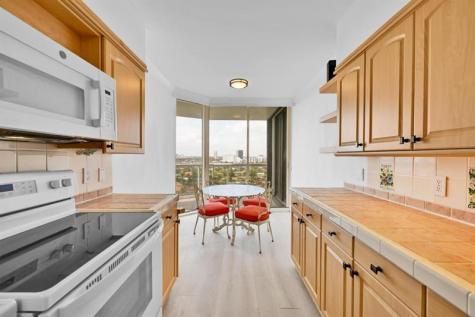 3640 Yacht Club Drive Aventura FL 33180