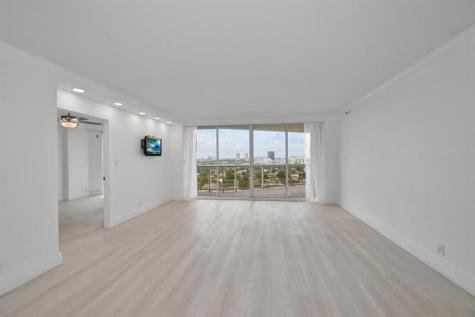 3640 Yacht Club Drive Aventura FL 33180