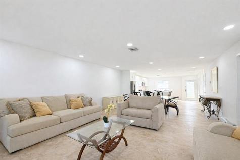 5093 Privet Place Delray Beach FL 33484